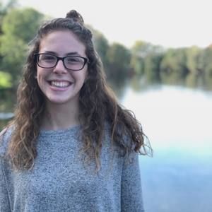 Meet your Posher, Ainsley